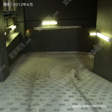  駐車場