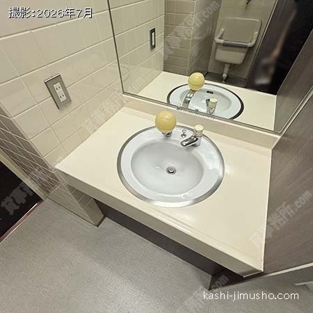 男性トイレ 男性トイレ
