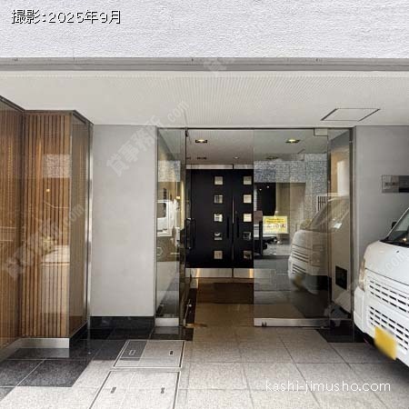 ビル入口