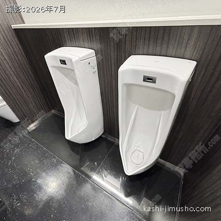 男性トイレ