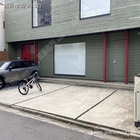 建物前面 建物前面