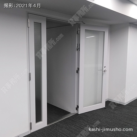 貸室入口