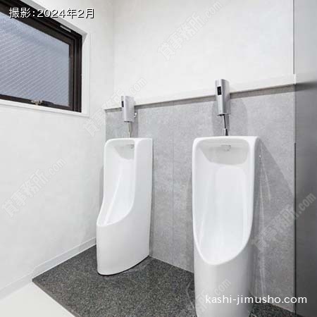 男性トイレ