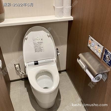 男性トイレ