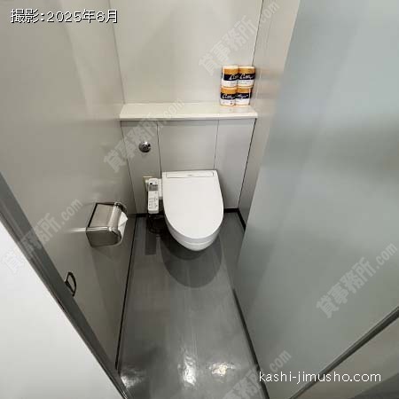 男性トイレ