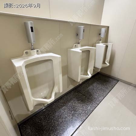 男性トイレ