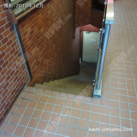 共用階段 共用階段