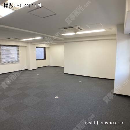 貸室内(11階1102号室)
