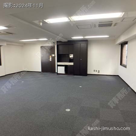 貸室内(11階1102号室)