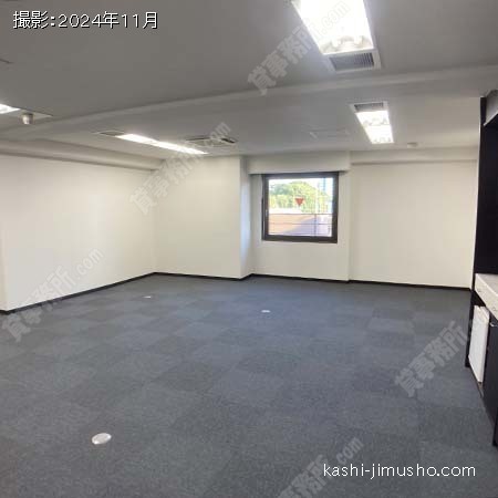 貸室内(11階1102号室)
