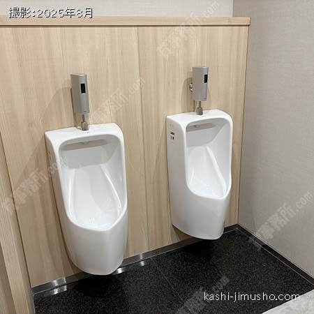 男性トイレ