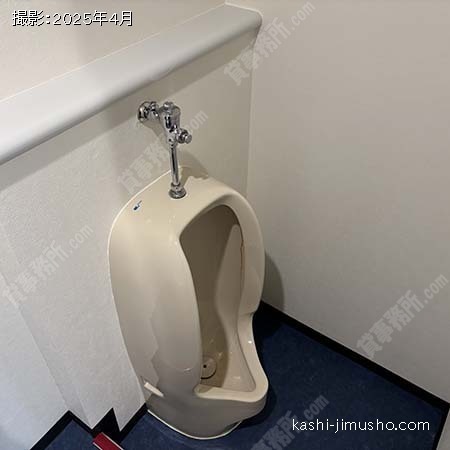 男性トイレ