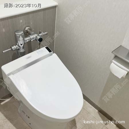 女性トイレ(B1階）