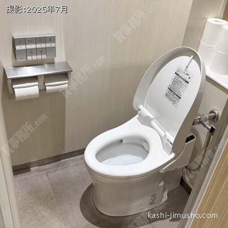男性トイレ