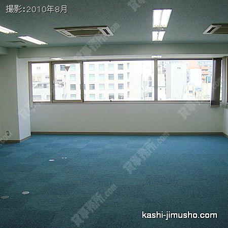 貸室内