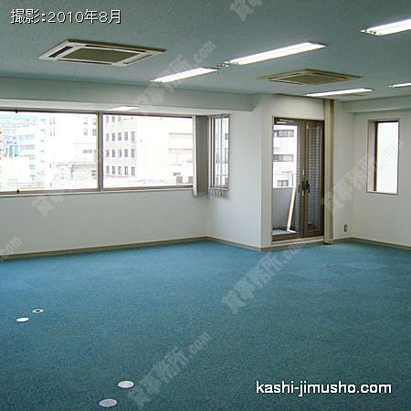 貸室内