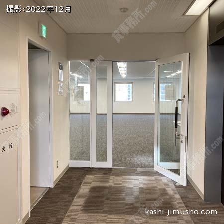 貸室入口