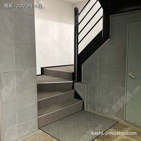 共用階段