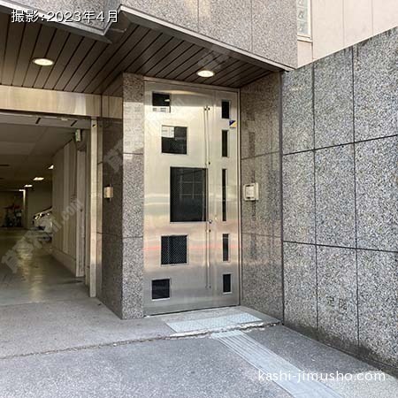 ビル入口