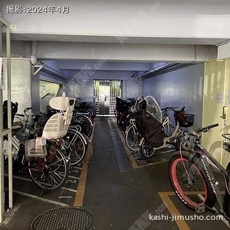 駐輪場
