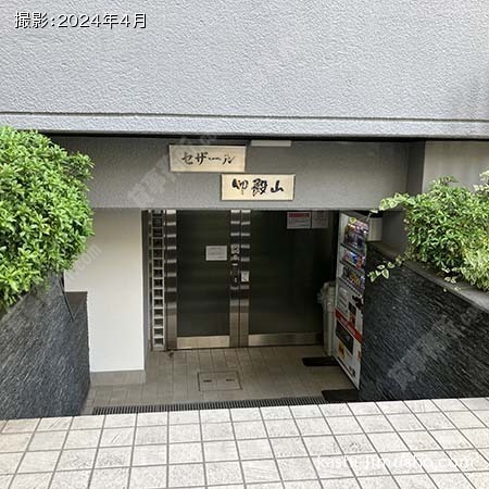 建物入口