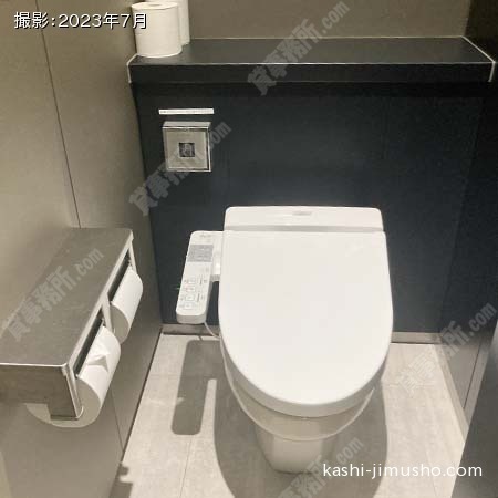 男性トイレ(12階)