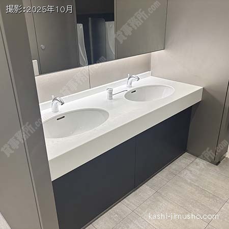 男性トイレ