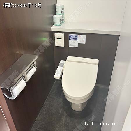 男性トイレ