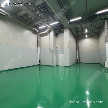 貸室内(B1階)