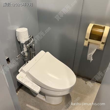 男性トイレ 男性トイレ