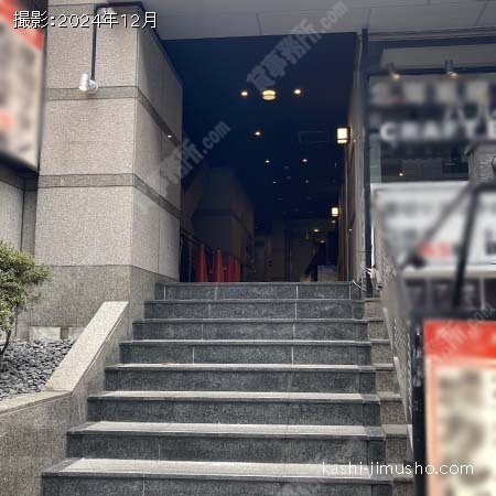 ビル入口