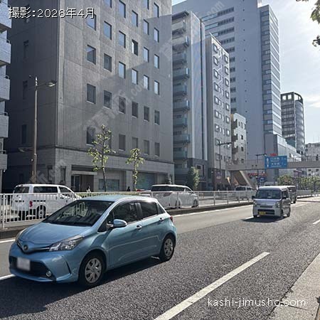 前面道路(京葉道路)