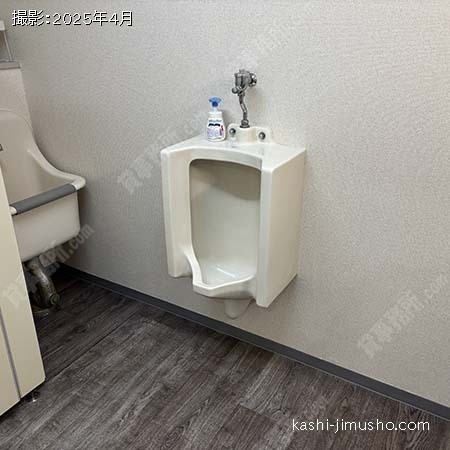男性トイレ