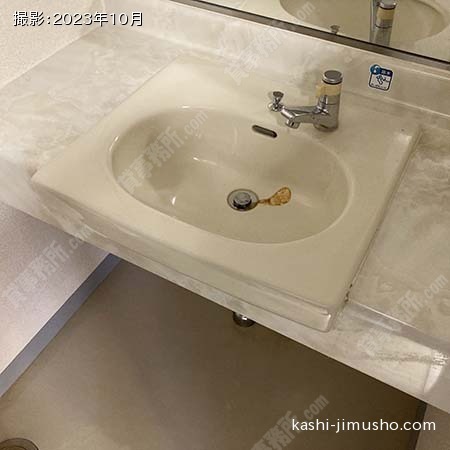 男性トイレ