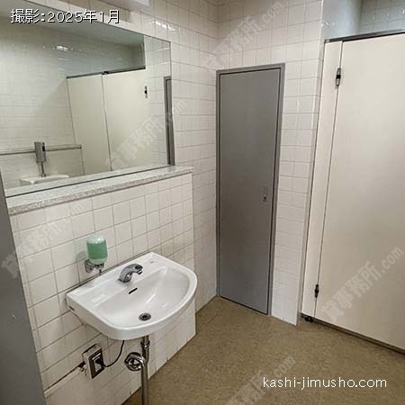 男性トイレ