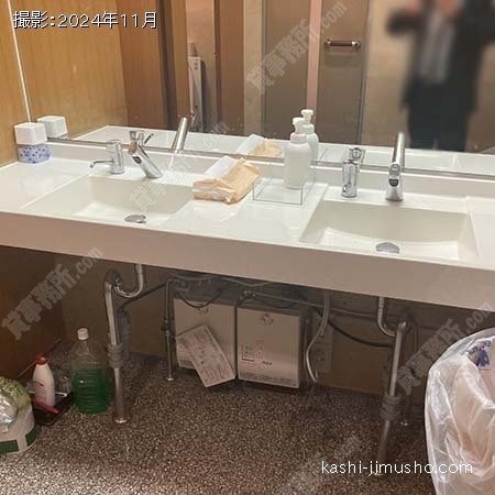 男性トイレ
