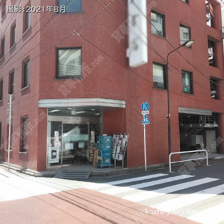 ビル前面