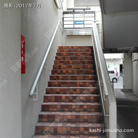 ２階専用階段