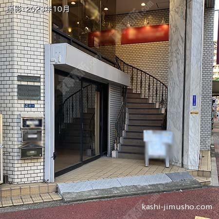 ビル入口