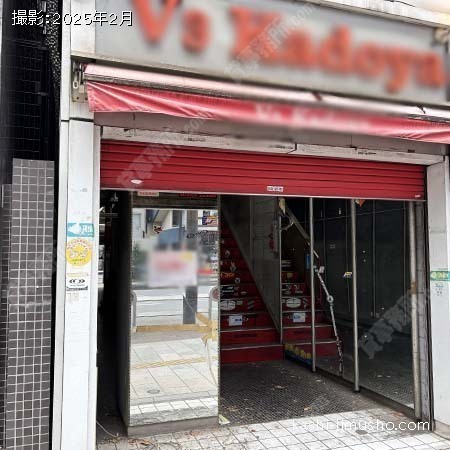 貸室入口(1階)