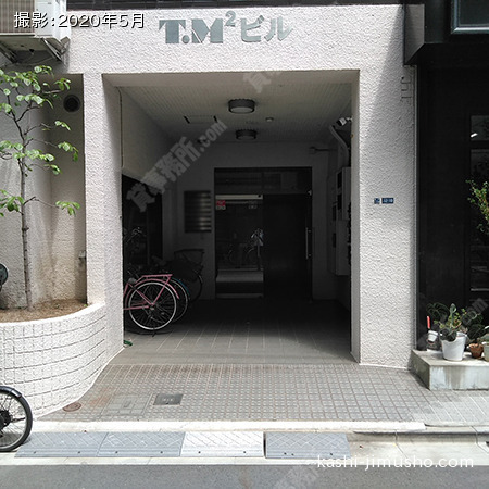 ビル入口