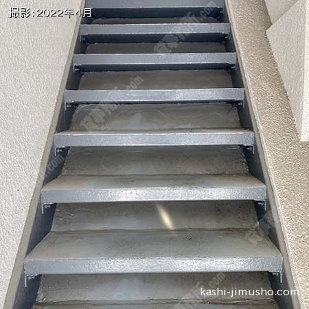 共用階段