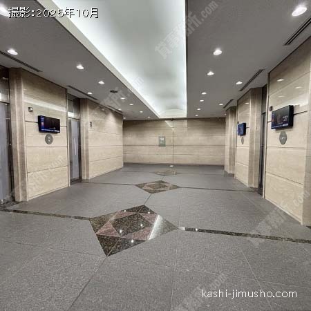 エレベーターホール