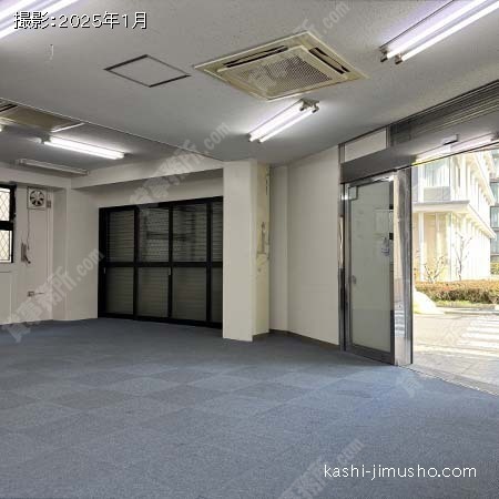 貸室内(1階18.02坪)