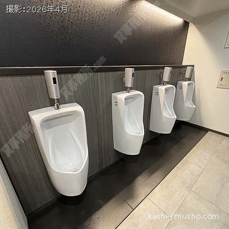 男性トイレ