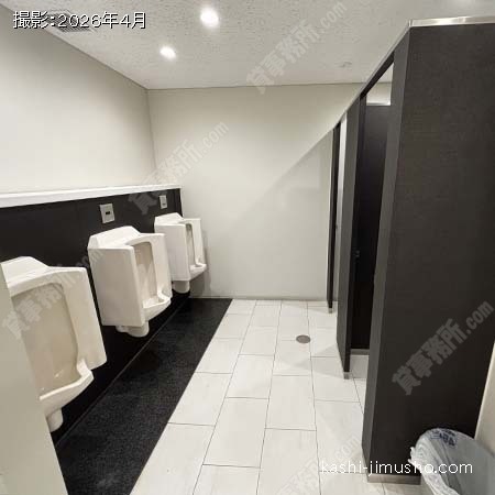男性トイレ