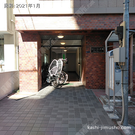 ビル入口