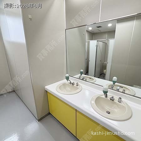 女性トイレ 女性トイレ