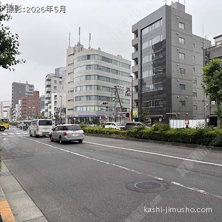 前面道路(清澄通り)