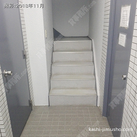 共用階段
